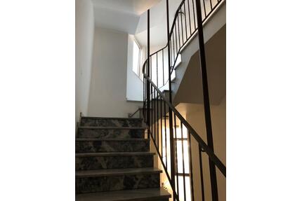 2 Zimmer Wohnung Duisburg Meiderich Pendler 60qm Aufzug Ubahn a59