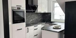 Charmante 2-Zimmer Dachgeschosswohnung mit Balkon in Neunkirchen- - Neunkirchen-Seelscheid