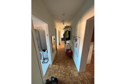 Drei Zimmer Wohnung in Weiche - 1.090,00&nbsp;EUR Kaltmiete, ca.&nbsp; 80,00&nbsp;m&sup2; in Flensburg (PLZ: 24941) Falkenberg