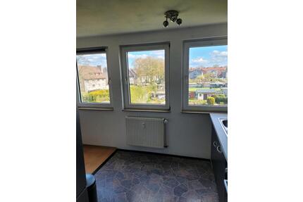 2 Zimmer Dachgeschosswohnung - 454,00&nbsp;EUR Kaltmiete, ca.&nbsp; 45,00&nbsp;m&sup2; in Castrop-Rauxel (PLZ: 44579) Bladenhorst