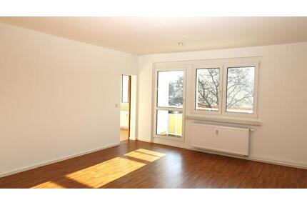 Geräumige 3-Zimmmer-Wohnung mit Balkon - Chemnitz Altendorf