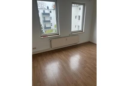 Lübeck Marli 2 Zimmer Wohnung ruhig sonnig 2. Stock