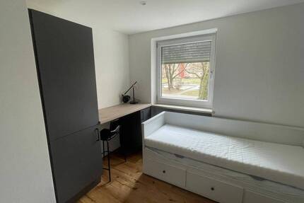 Moderne, Möblierte WG Zimmer in zentraler Lage! - München Feldmoching-Hasenbergl