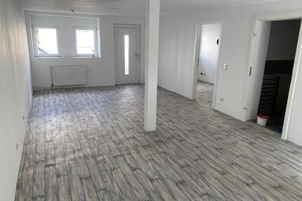 Barrierefreie 2-Zimmer Erdgeschosswohnung (59 m²) mit Abstellraum - Staßfurt