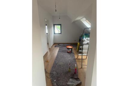 NEU RENOVIERT Schöne helle 3,5 Zimmer DG - Gaggenau