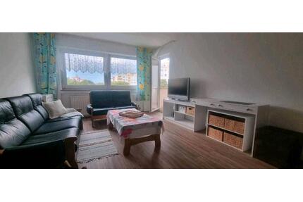 3 Zimmer Wohnung mit Balkon in schöner Lage, möbliert - München Aubing-Lochhausen-Langwied