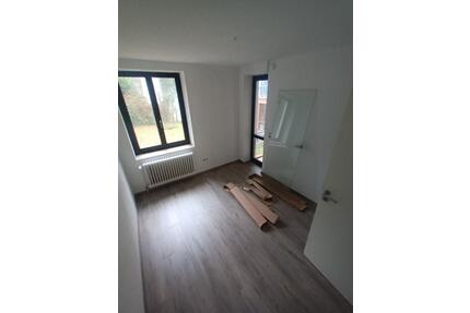 4 Zimmer Wohnung in Lehe - 470,00&nbsp;EUR Kaltmiete, ca.&nbsp; 67,00&nbsp;m&sup2; in Bremerhaven (PLZ: 27568) Mitte