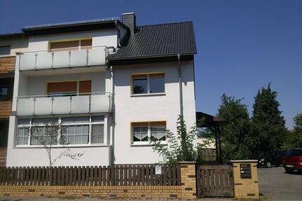Wohnung 3 Zimmer Küche Bad - 960,00&nbsp;EUR Kaltmiete, ca.&nbsp; 80,00&nbsp;m&sup2; in Karben (PLZ: 61184)