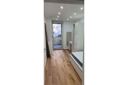 WG-Zimmer in Stuttgart 350,00 € 13 m²