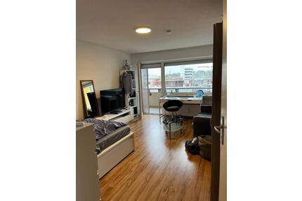 Helles Zimmer mit Balkon in 4er WG mit super Lage - Neu-Ulm Ludwigsfeld
