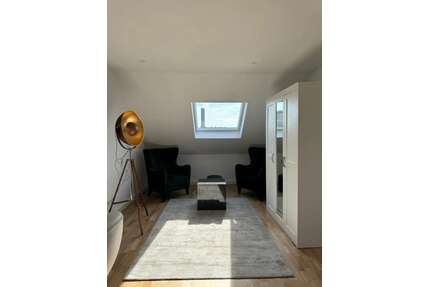 WG-Zimmer in Düsseldorf 999,00 € 30 m²