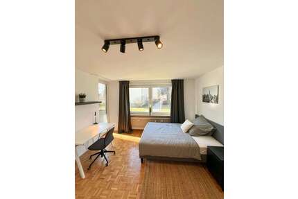 WG-Zimmer in Unterhaching 900,00 € 14 m²