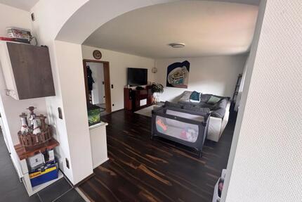 Großzügige 4,5-Zimmer EG-Wohnung mit Terrasse und Garten - Schwäbisch Gmünd Bargau