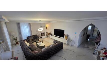Möbeliert Exklusive 115 m² Designerwohnung mit Kamin & Balkon - Fürth Atzenhof