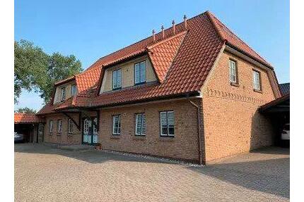 drei Zimmer Dachgeschoßwohnung - 1.000,00&nbsp;EUR Kaltmiete, ca.&nbsp; 80,00&nbsp;m&sup2; in Weddingstedt (PLZ: 25795)