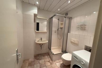 3 Zimmer in Huchting- auch als WG geeignet (Studenten) - Bremen Häfen