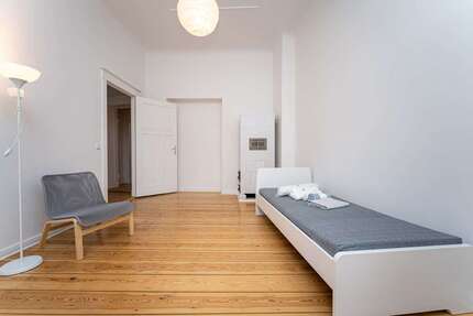 WG-Zimmer in Berlin 585,00 € 15 m²