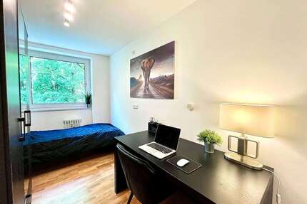 WG-Zimmer in München 880,00 € 9 m²