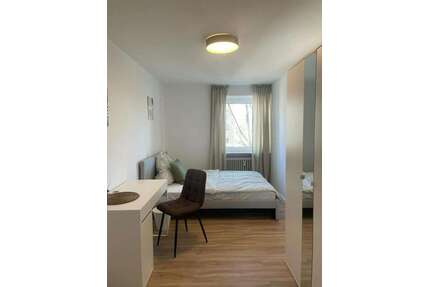 WG-Zimmer in München 820,00 € 13 m²