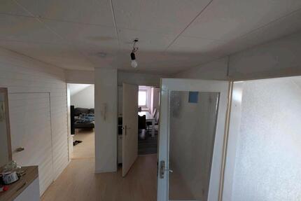 2 Zimmer DG-Wohnung, Lemgo - 380,00&nbsp;EUR Kaltmiete, ca.&nbsp; 60,00&nbsp;m&sup2; in Lemgo (PLZ: 32657)