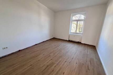 Gepflegte 4-Zimmer Wohnung im 2. OG in Hanau