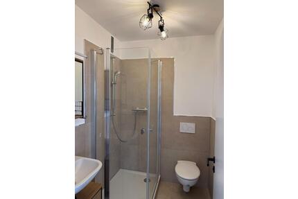 Frisch renovierte 2,5 Zimmer ETW Aufzug Zentral in Siegen