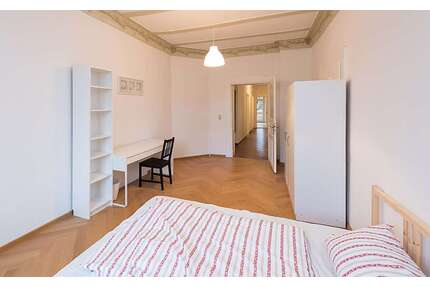 WG-Zimmer in München 910,00 € 19 m²