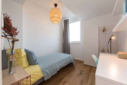 WG-Zimmer in Berlin 680,00 € 8 m²