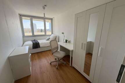 WG-Zimmer in München 900,00 € 10 m²