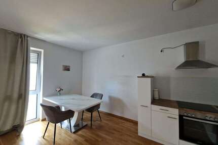 WG-Zimmer in Düsseldorf 800,00 € 20 m²