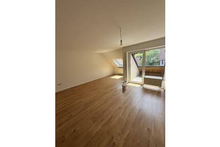 Schöne 3 Zimmer Wohnung mit Stellplatz! - Lichtenau
