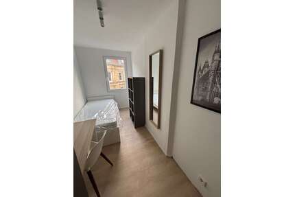 WG-Zimmer in Stuttgart 600,00 € 10 m²