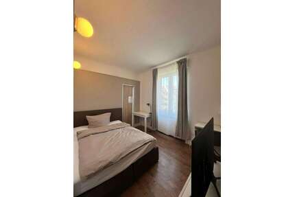WG-Zimmer in Frankfurt am Main 565,00 € 14 m²