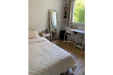 WG für Frauen (Zwischenmiete für einen kurzen Zeitraum) - Düsseldorf Stadtbezirk 3