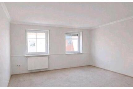 3 Zimmer Wohnung in Heretsried - 800,00&nbsp;EUR Kaltmiete, ca.&nbsp; 85,00&nbsp;m&sup2; in Welden (PLZ: 86465)