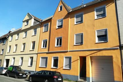 Schöne und renovierte 2,5-Zimmer Wohnung - Bochum Günnigfeld