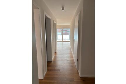 Hochwertige, helle 3 Zimmer Wohnung mit großem Balkon - Borken