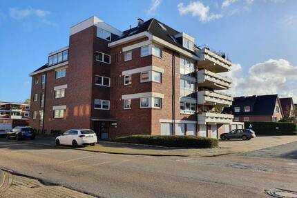 Wunderschöne, helle 2,5 Zimmer Dachgeschosswohnung! Frei ab Juli - Wilhelmshaven Innenstadt