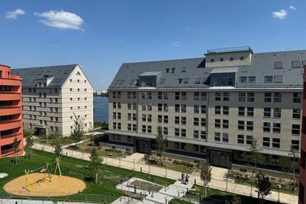 Tolle 2 Zimmer-Wohnung mit toller Lage Ausblick auf die Havel - Berlin Spandau