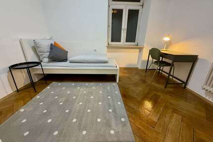 WG-Zimmer in München 825,00 € 12.5 m²