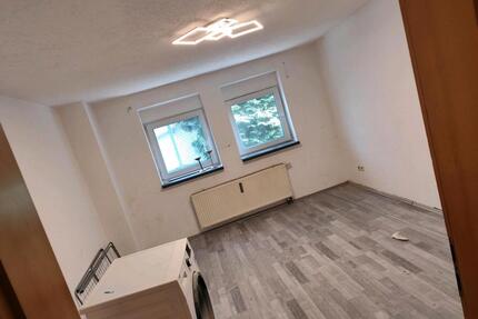 1 Zimmer Wohnung Nufringen - 460,00&nbsp;EUR Kaltmiete, ca.&nbsp; 35,00&nbsp;m&sup2; in Nufringen (PLZ: 71154)