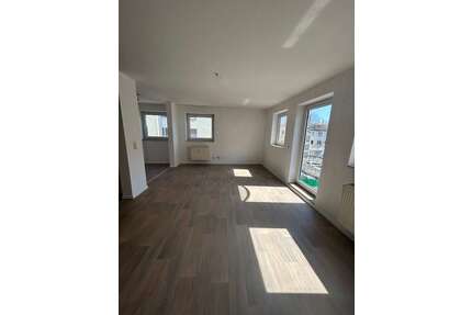 Wohnung zum Mieten in Magdeburg 430,00 € 64.19 m²