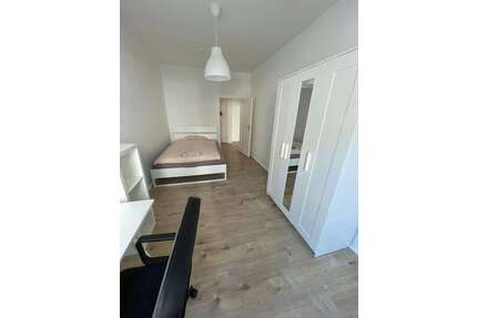 WG-Zimmer in Berlin 640,00 € 14 m²