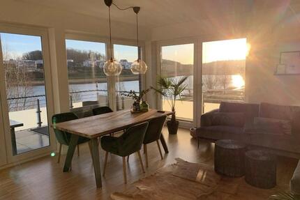 Exklusive 3,5 Zimmer Wohnung, Phoenixsee 1. Reihe, frontale Seesicht - Dortmund Hörde