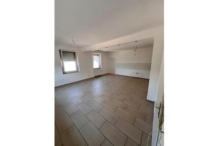 Helle 4,5 Zimmer Wohnung in Igersheim - ab sofort