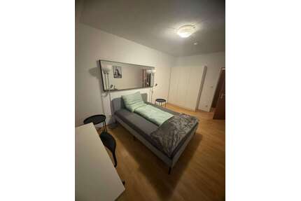 WG-Zimmer in München 750,00 € 16 m²