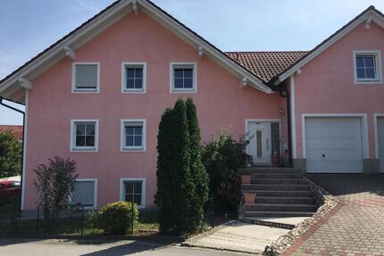 WG-Zimmer in schönem Mehrfamilienhaus zu vermieten ab 01.06 - Moosthenning