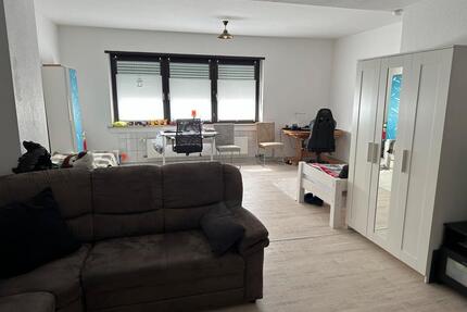 Mietwohnung - 900,00&nbsp;EUR Kaltmiete, ca.&nbsp; 90,00&nbsp;m&sup2; in Korschenbroich (PLZ: 41352)