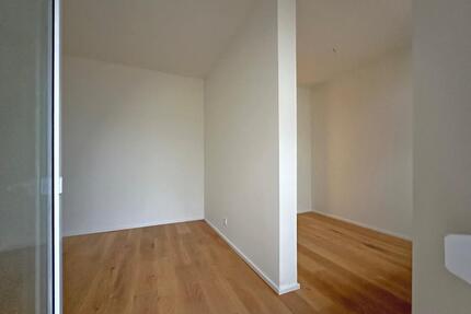 Neuwertige 1-Zimmer Wohnung mit Balkon im 1. OG in Amberg