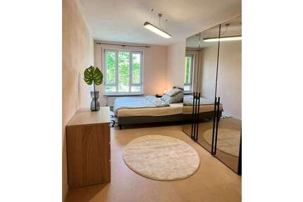 WG-Zimmer in München 950,00 € 23 m²